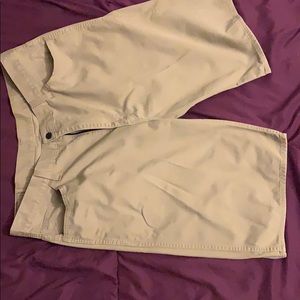 Man Levi Tan Shorts